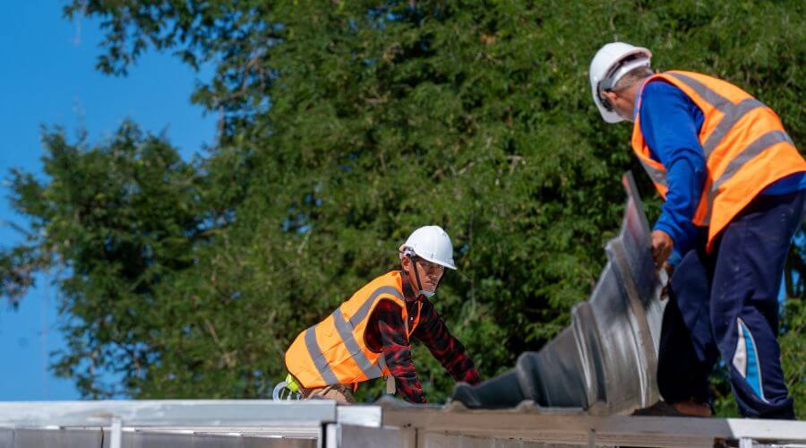 Expert new roof installation services in Des Moines, IA